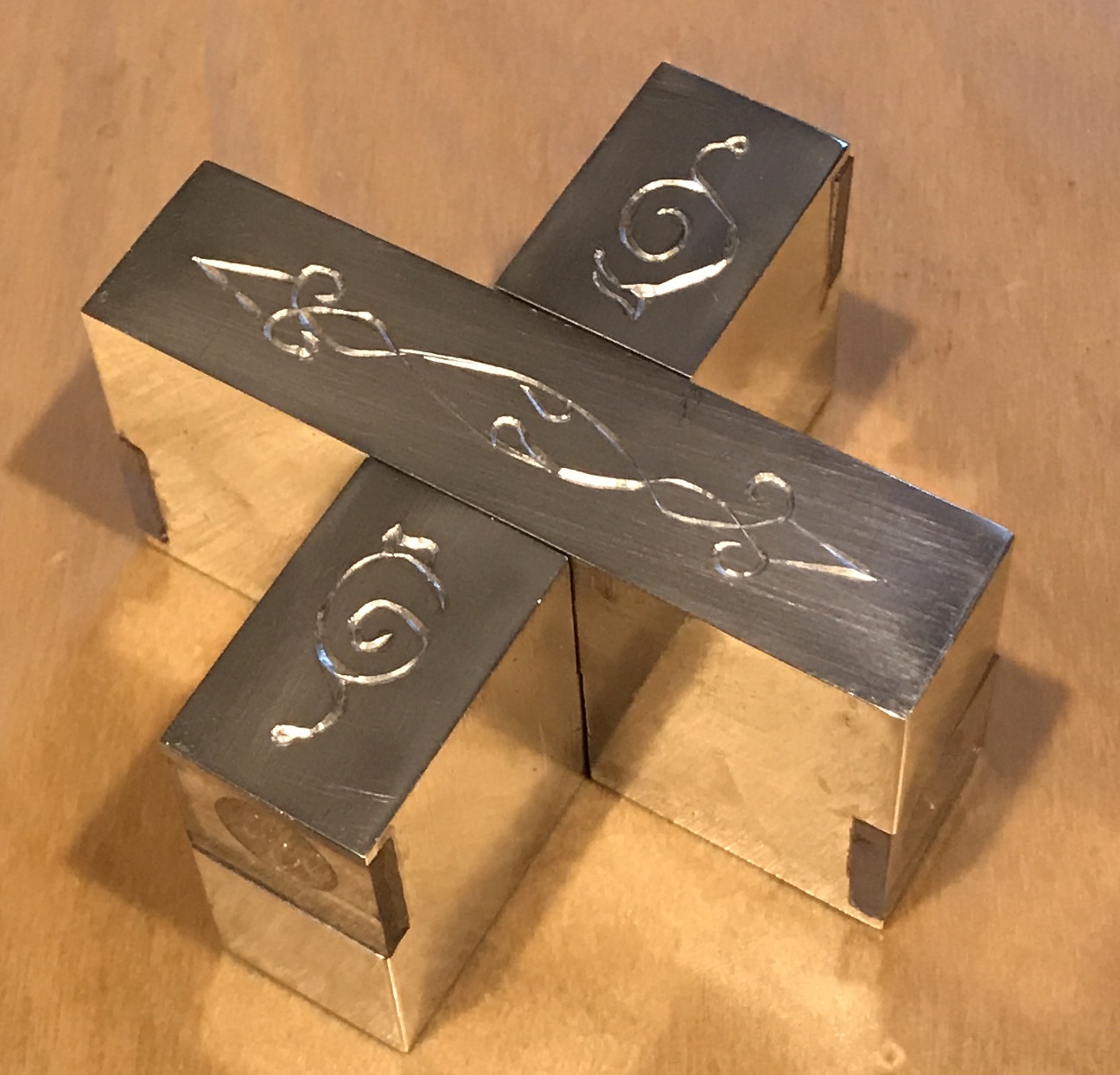 The engraved Swiss Cross puzzle